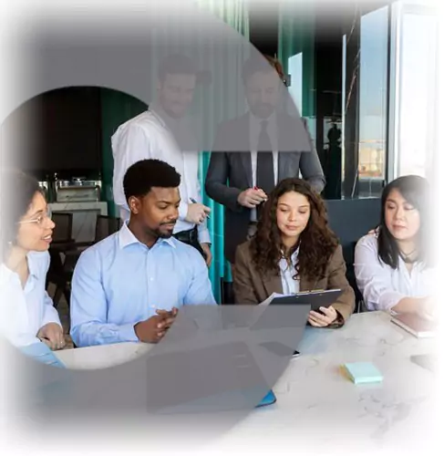 Corporate analyst and consultants 01